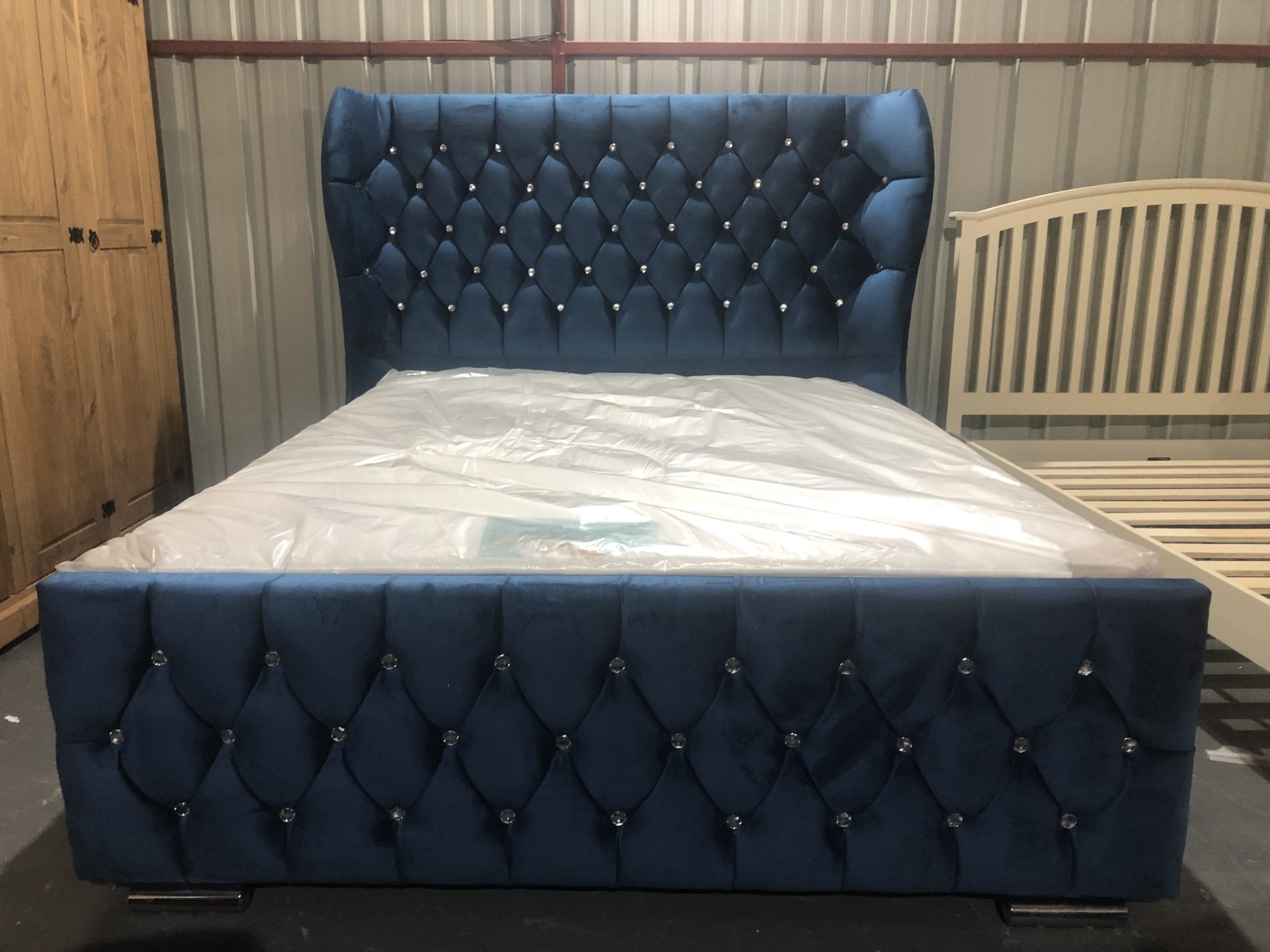 82DEC750-CE77-47CE-B308-C9CB68D36CC0-scaled-1.jpeg Wing bed-4ft|4ft6|5ft|6ft - Image 1