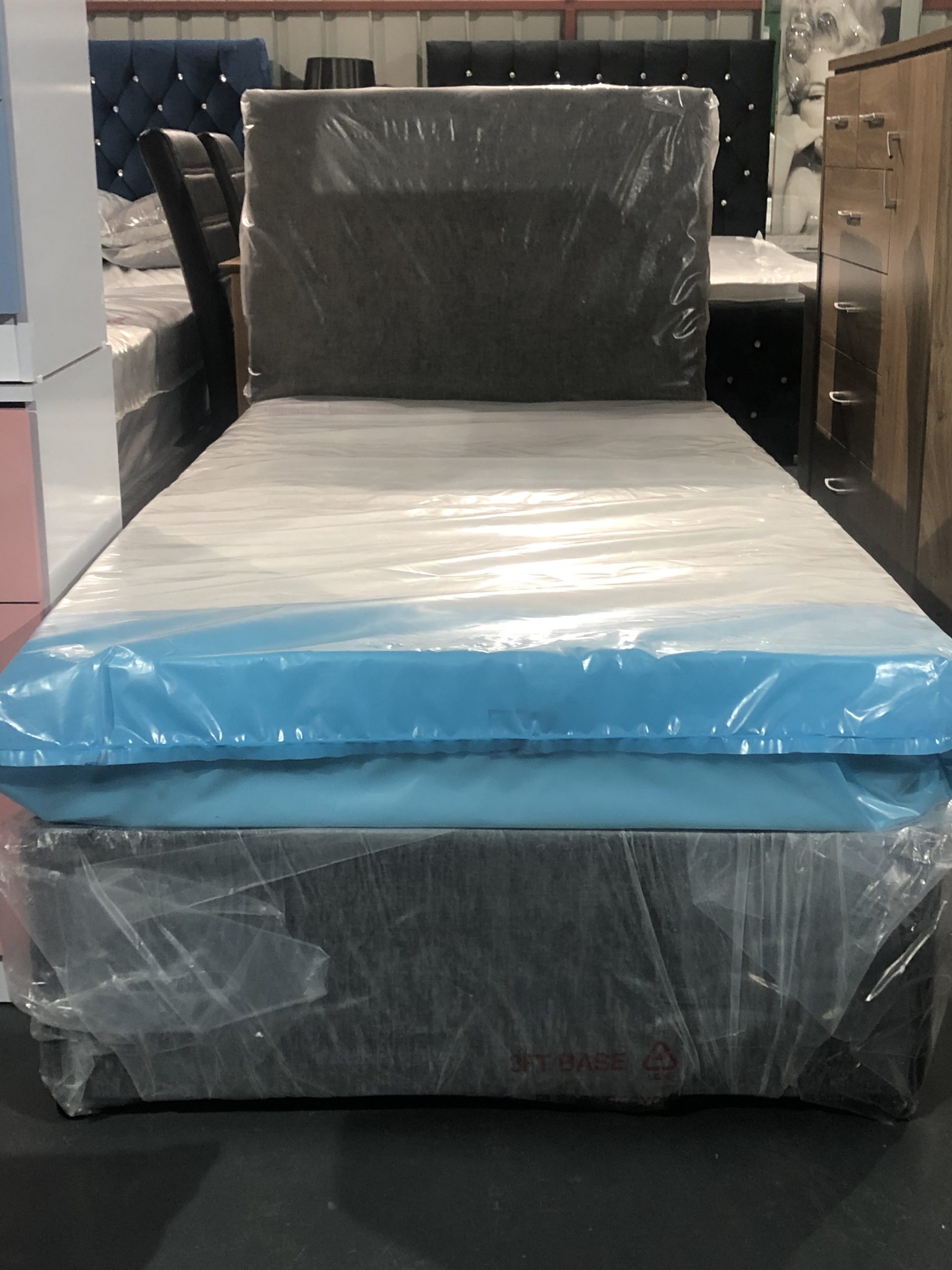 A10BDF94-D643-4E33-BE48-4BB65F5B1C0C-scaled-1.jpeg 3ft single grey divan set - Image 1