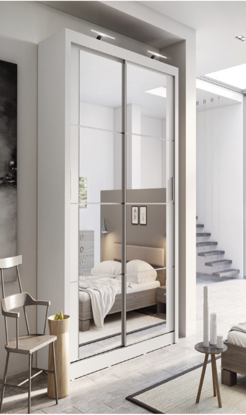 A755CBF8-1997-4A61-A20C-8DFE8CC67914.jpeg 1.8 Cuba slide robe oak black white grey - Image 1