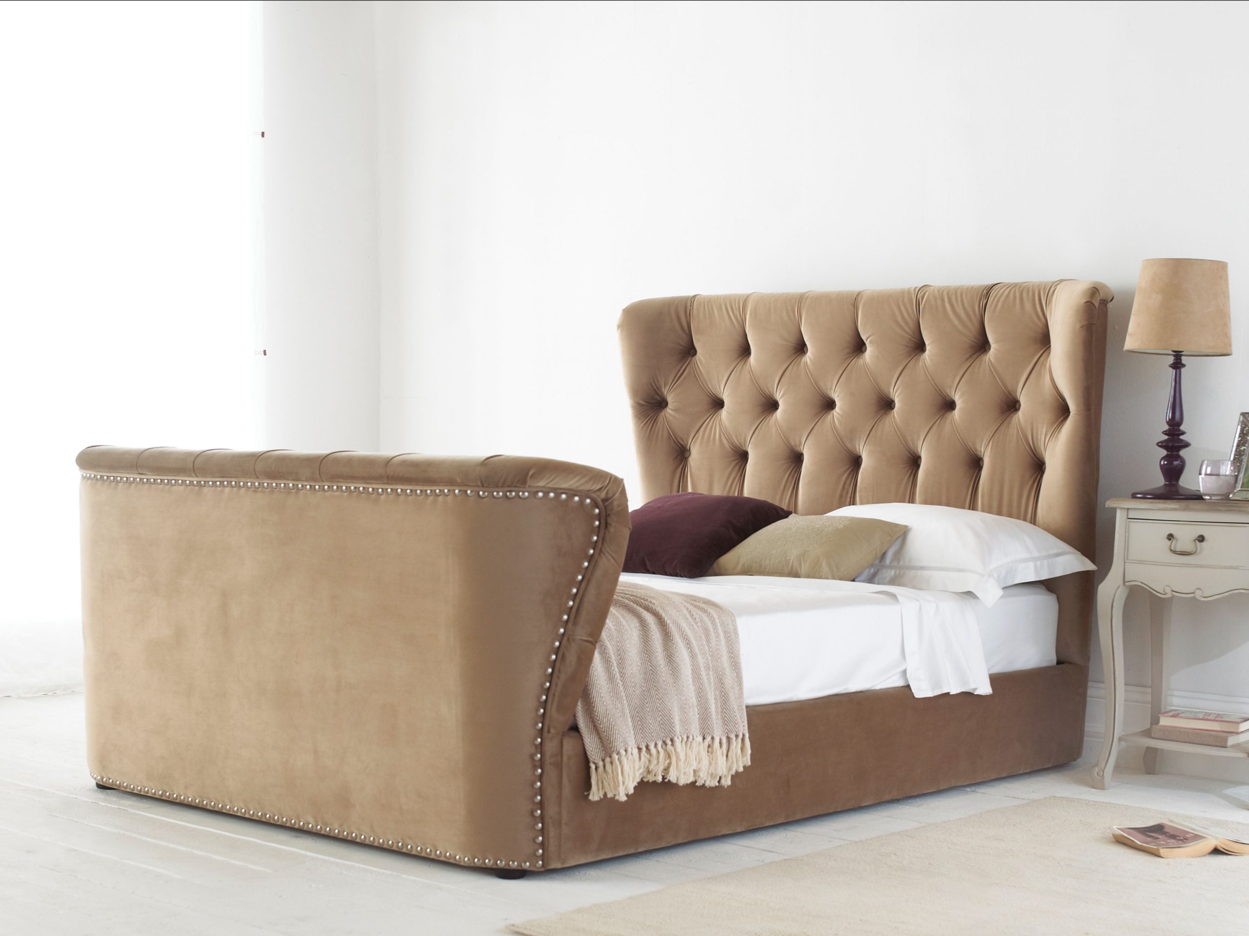 A9AFA875-16B0-474C-A859-1092A1453527-scaled-1.jpeg New 4ft6 double stone/gold high end bedframe - Image 1