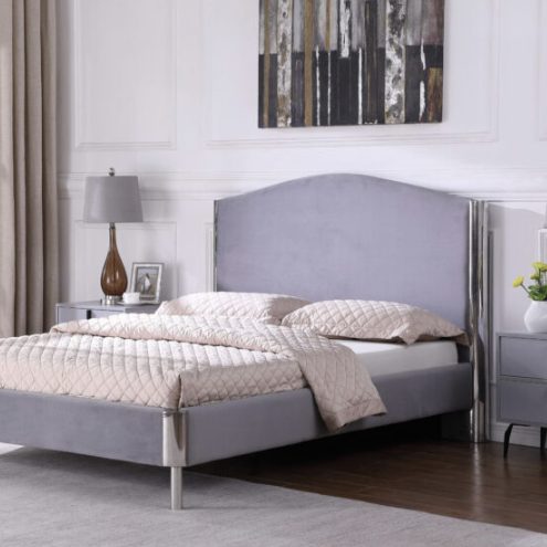 C17E8E1F-E080-45E7-912C-AFEF8D6DB1AC-e1666353375439.jpeg 4ft6 double grey r pink bedframe - Image 1
